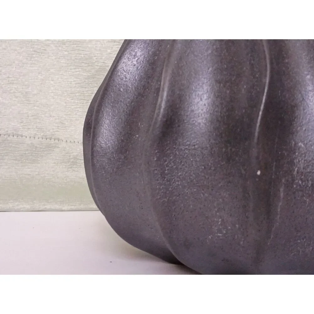 Wavy Ribbed Black Ceramic Modern Style Home Decor Centerpiece Vase - Picture 5 of 10